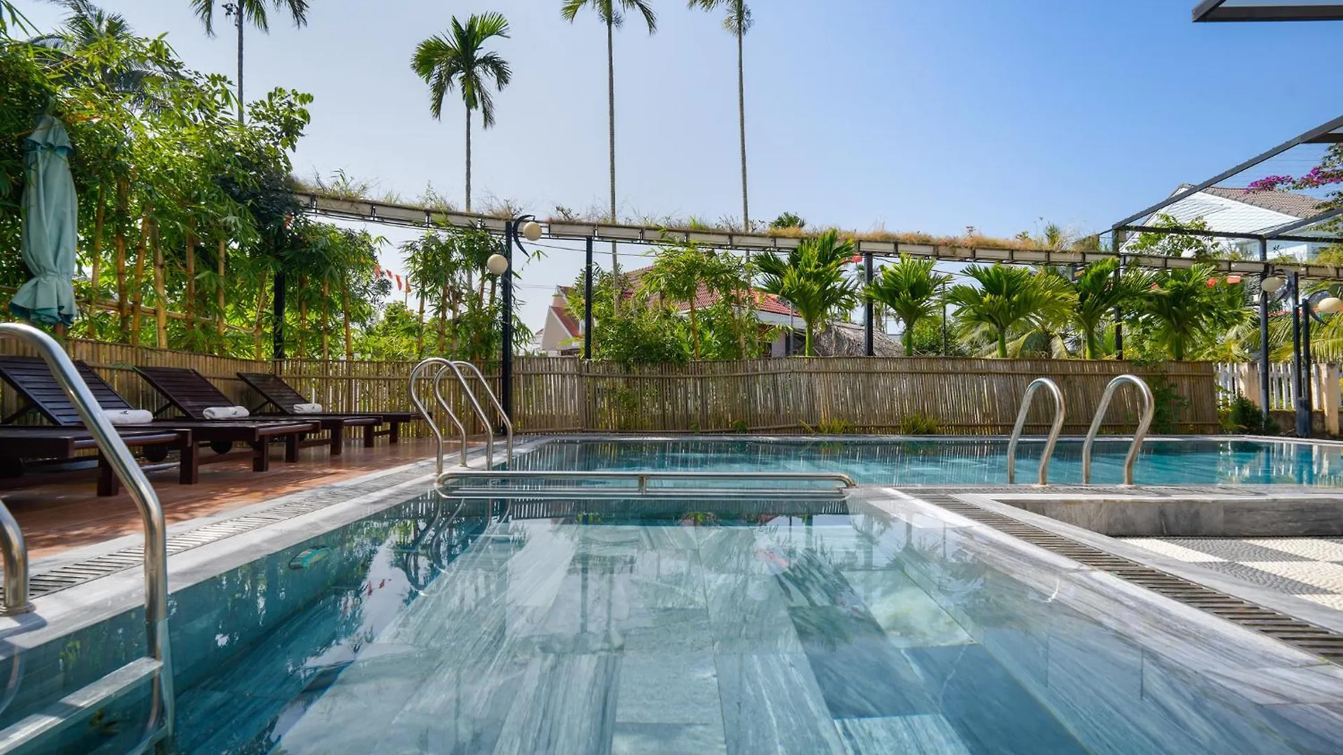 The Lancelynk Boutique & Pool - Bar Hoi An Hotel 4*,  Vietnam