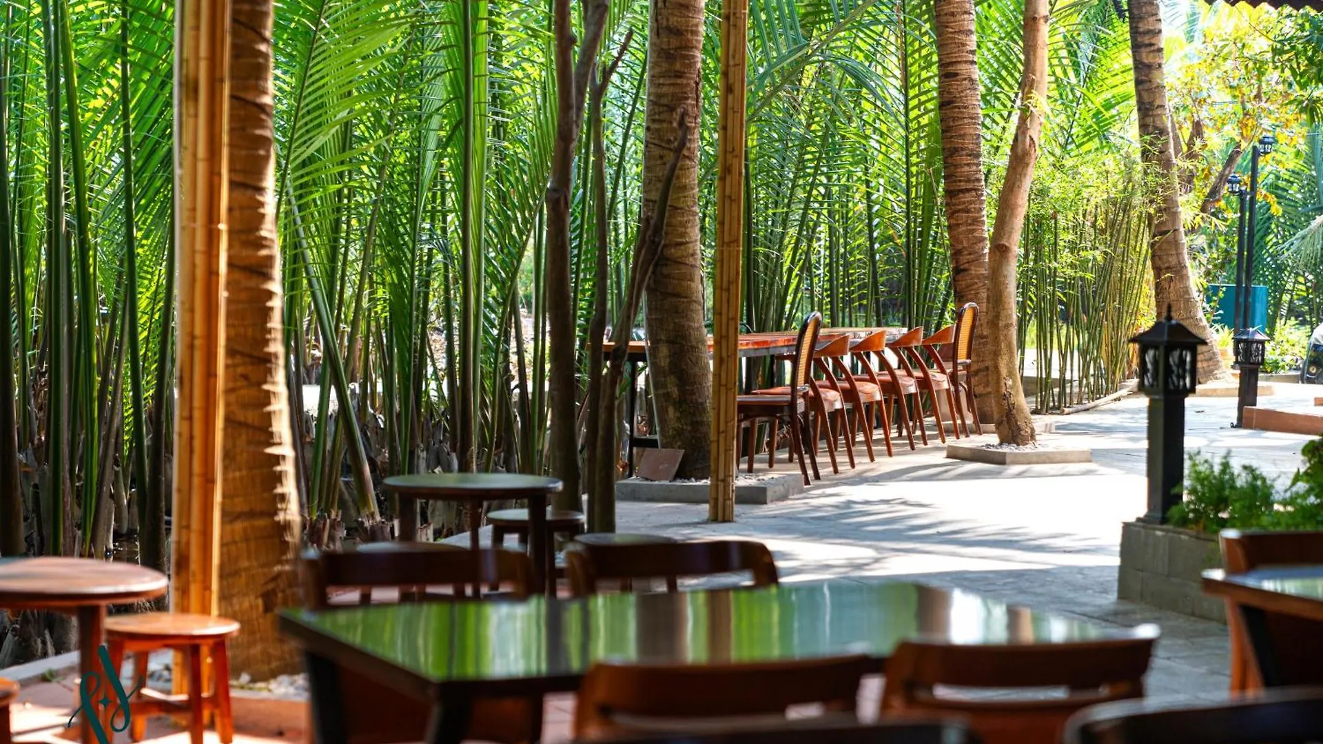 The Lancelynk Boutique & Pool - Bar Hoi An Hotel
